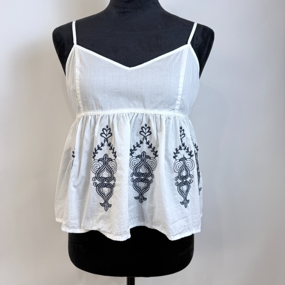 Abercrombie & Fitch Tops - Abercrombie & Fitch Babydoll Tank Top S White Embroidered Open Tie Back Flowy‎